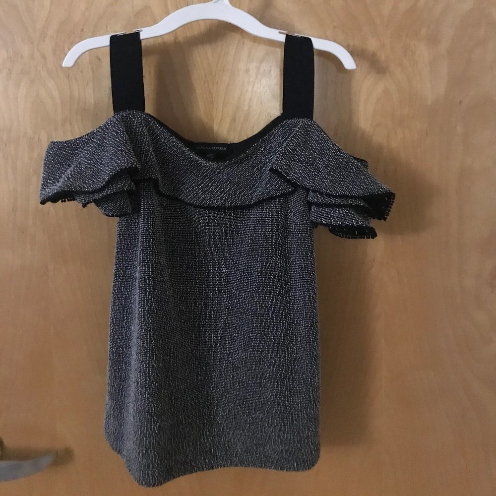 banana republic off shoulder shirt